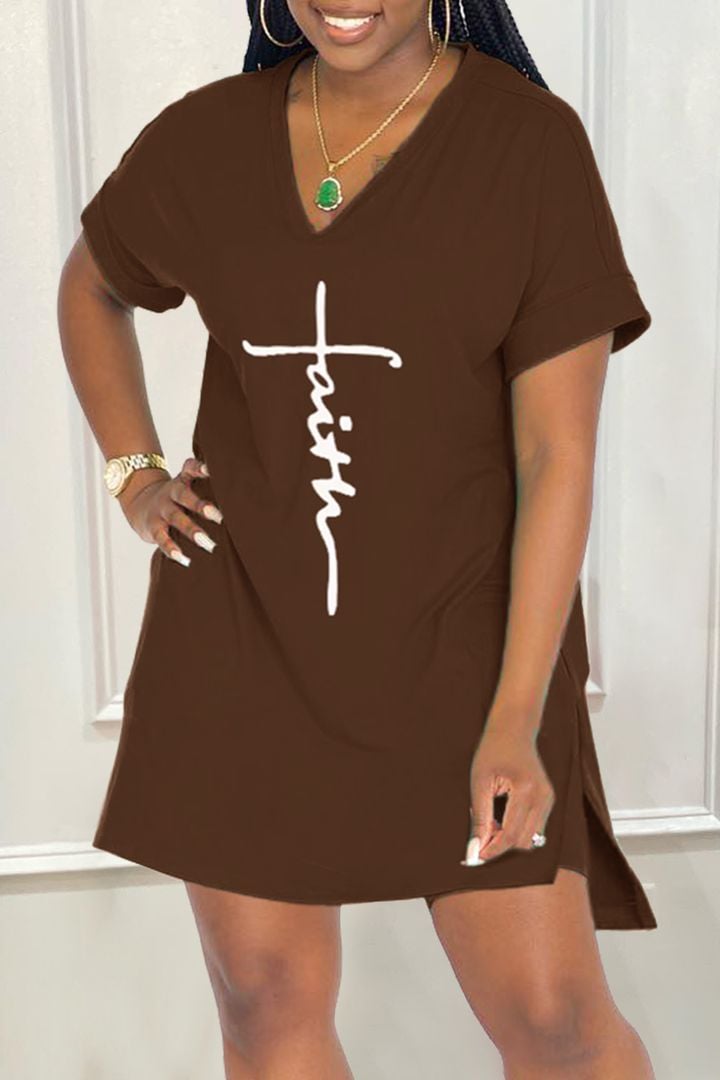 Letter Print Split Side V Neck T-Shirt & Shorts Two Piece Set