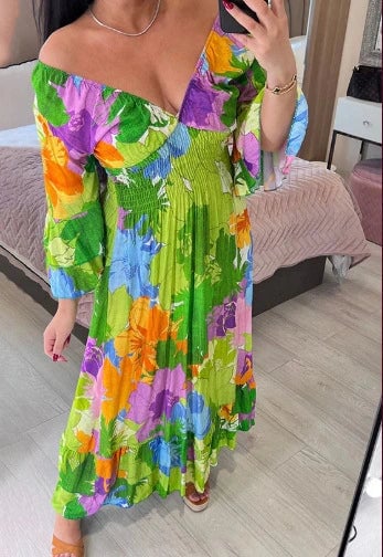 🔥💃V-neck Floral Seaside Vacation Loose Dress