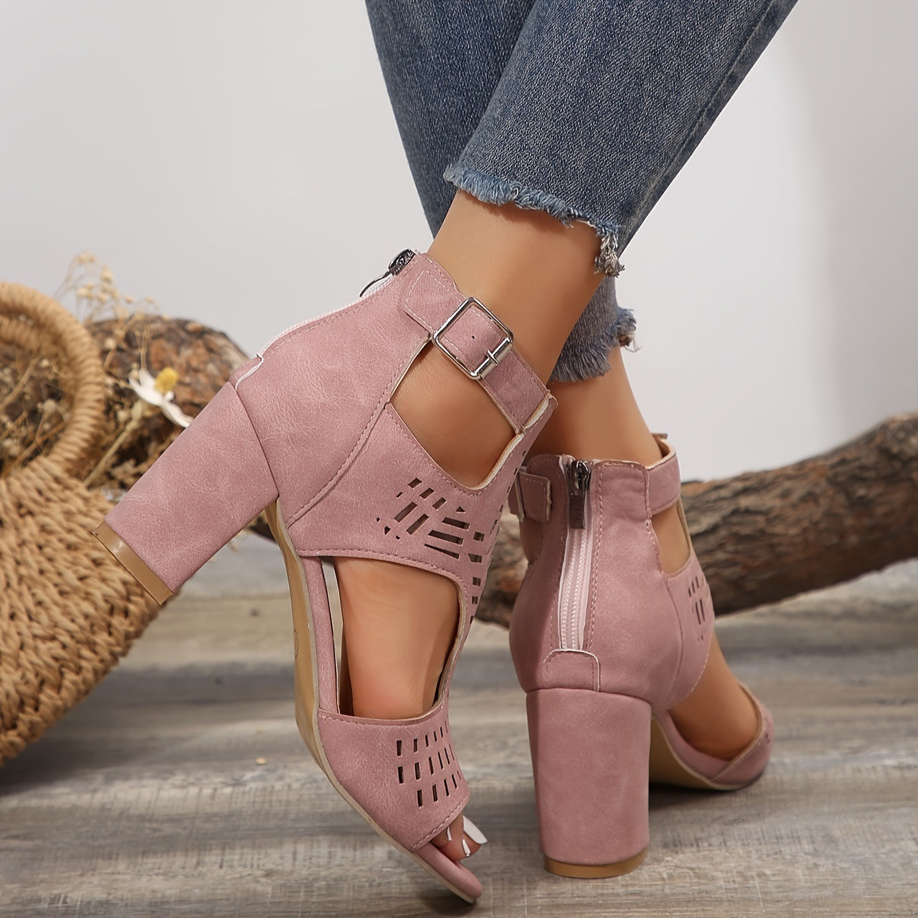 đ„Last Day Promotion 50% OFF - Women's Retro Stacked Heeled Orthopedic Sandals