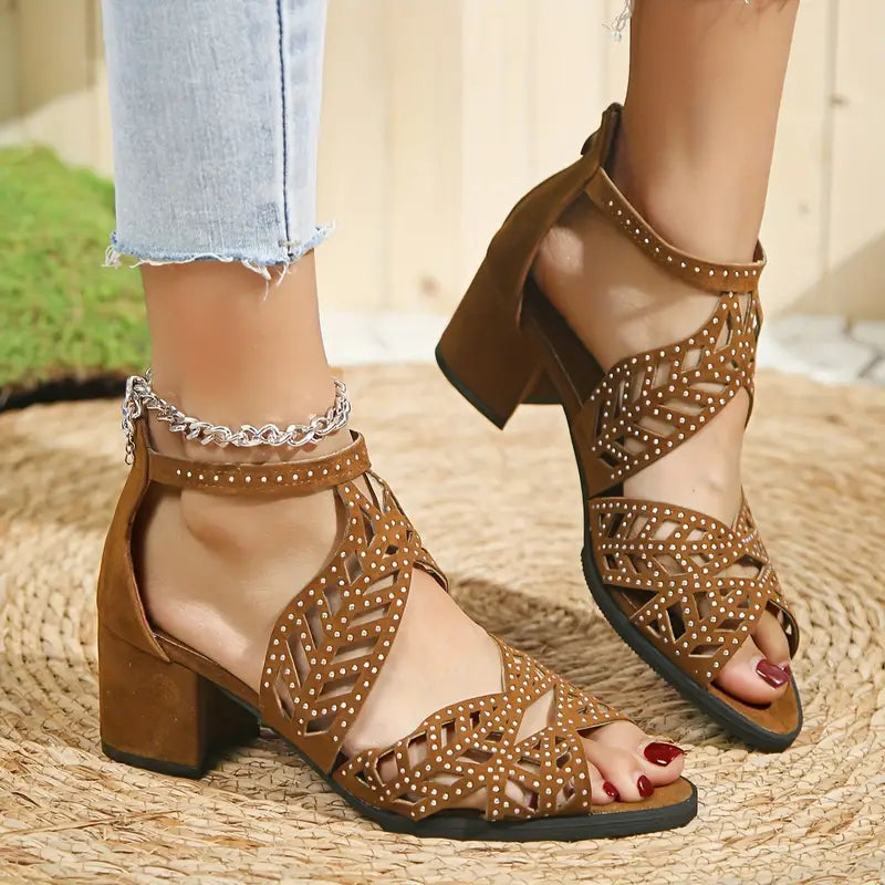 🔥FLASH SALE 50% OFF🔥Women's Fashion Hollow Out Chunky Heel Sandals
